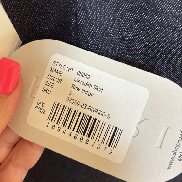 ROARI Meredith dark denim maxi pencil skirt invisible side zip belt loops NWT Sm - Picture 6 of 13